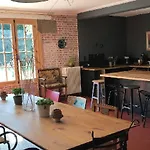 Le Pigeonnier, Et לינה וארוחת בוקר 4*