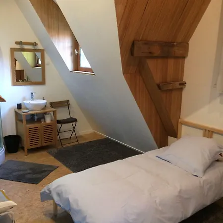 Le Pigeonnier, Et Couette-café 4*