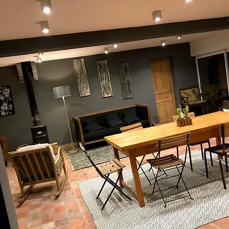 Le Pigeonnier, Et Bed & Breakfast Croix