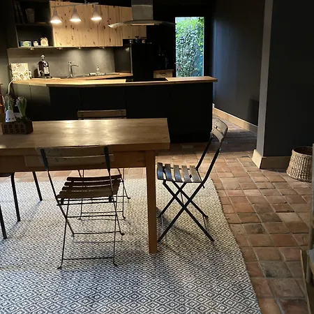 Couette-café Le Pigeonnier, Et 4*