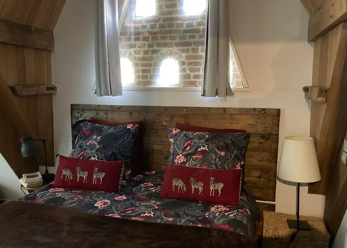 Bed & Breakfast Le Pigeonnier, Et Croix