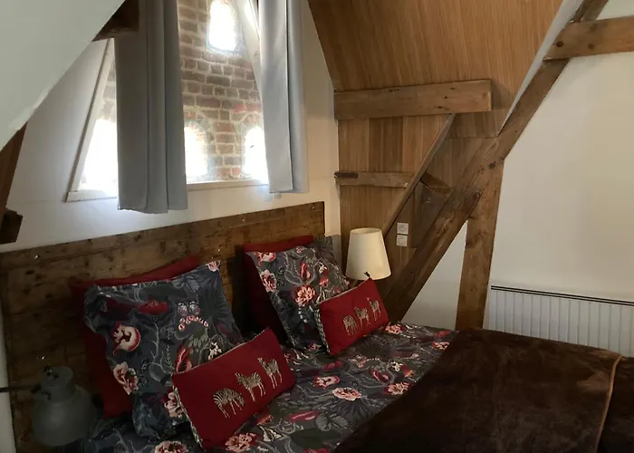 Le Pigeonnier, Et 4*