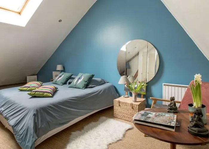 Le Pigeonnier, Et 4* Croix